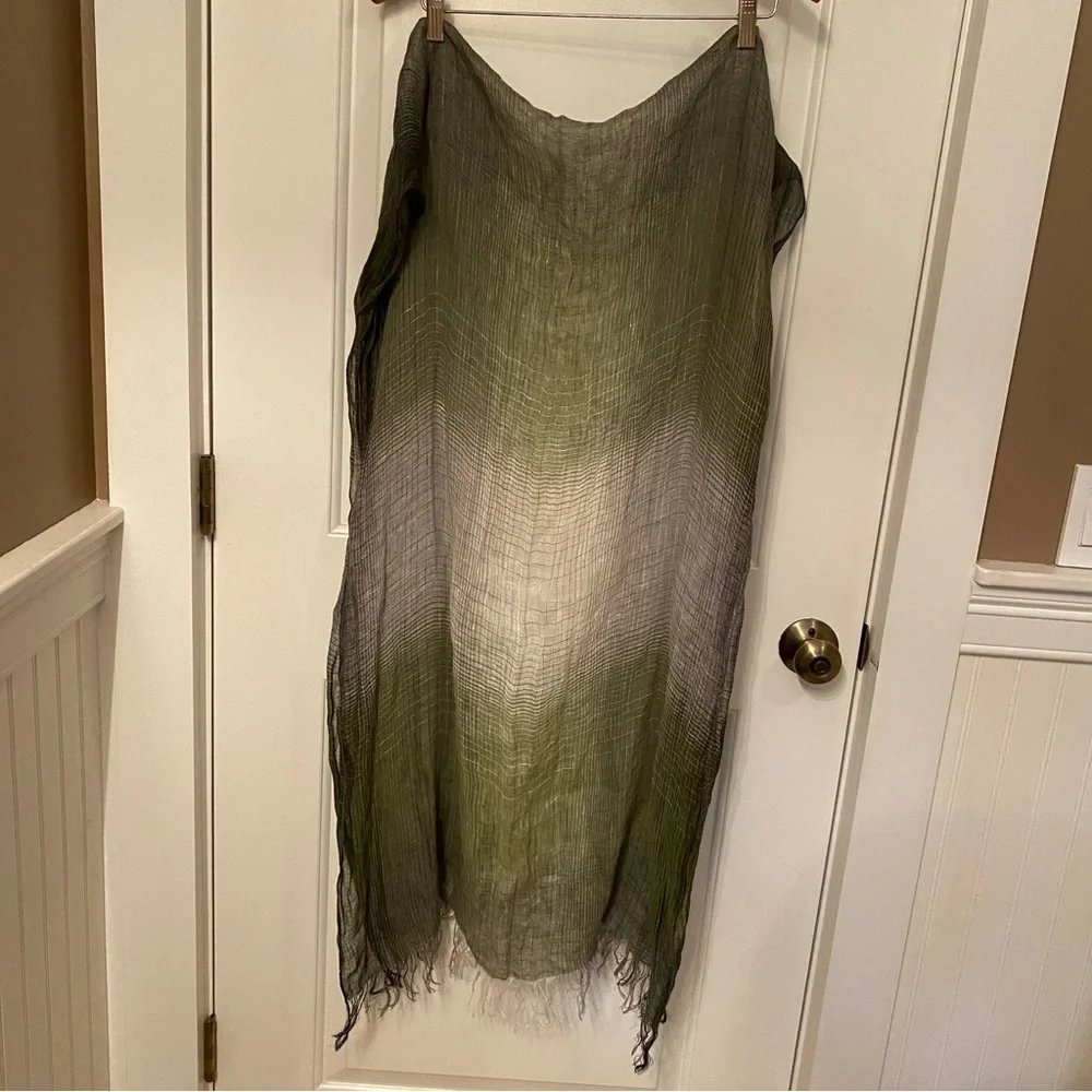 COLOMBO SCARF GREEN WHITE BLACK OMBRÉ LINEN WRAP LARGE RECTANGLE FRINGE ITALY